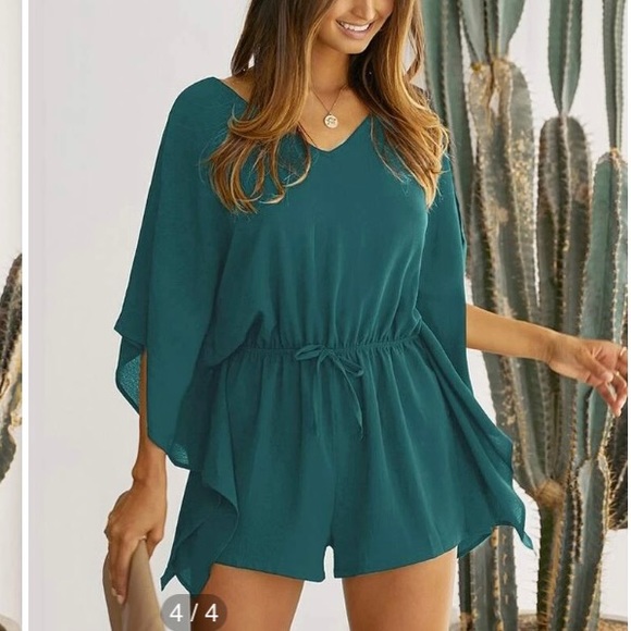 SHEIN Pants - NWOT! Gorgeous green romper